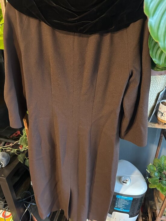 Vintage Neiman Marcus 100% Wool Dress Size 6 - Picture 4 of 5